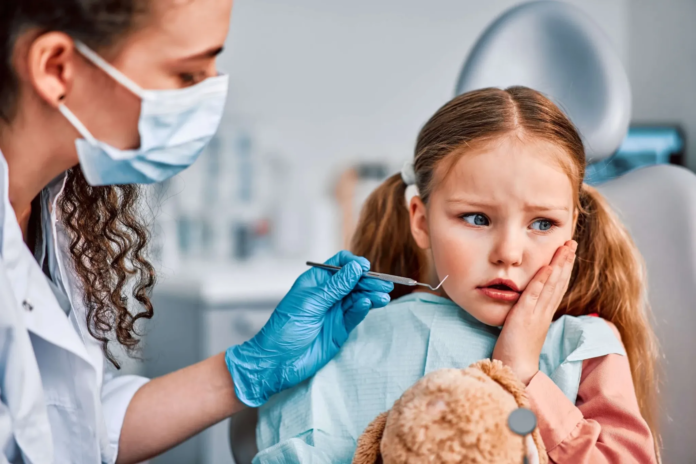 How a Dentist Wimbledon Combines Technology with Patient Care
