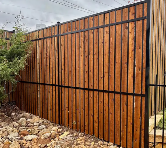 Custom Fencing