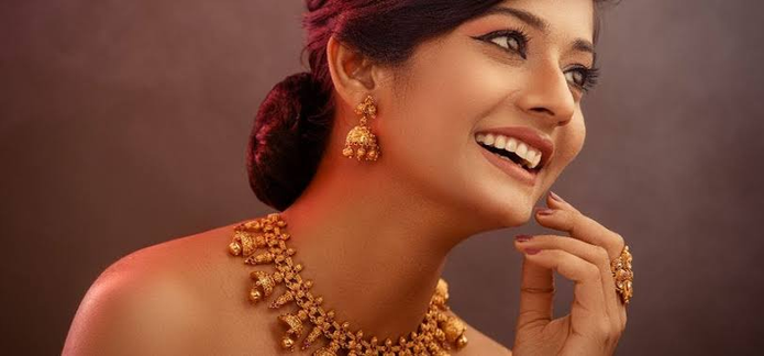 Gold Necklaces