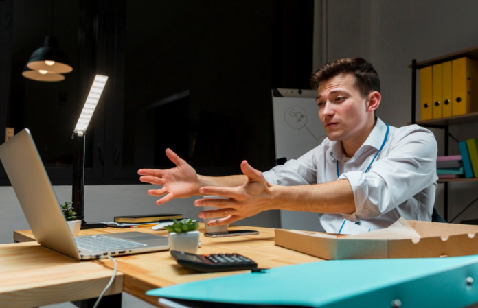 Why In-House Help Desks Fail at Scale (And How Tiered Support Solves the Escalation Trap)