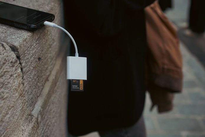 SD card reader