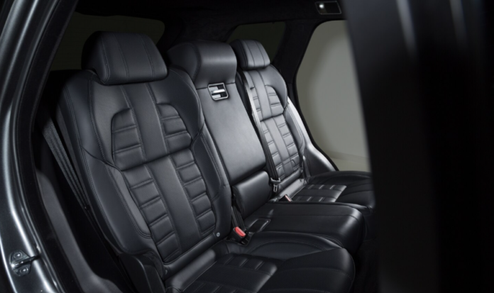 What to Consider When Choosing 300 Series LandCruiser Seat Covers for Your Vehicle